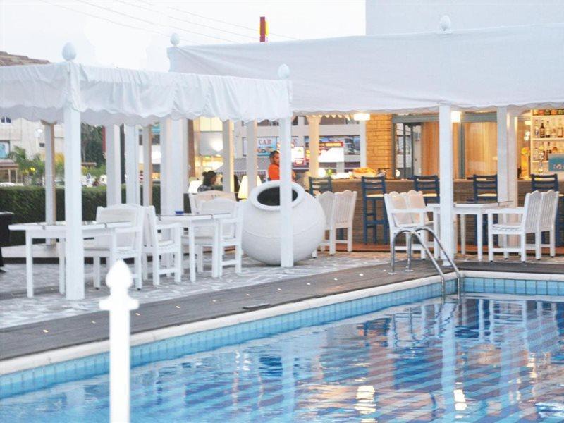 Tasmaria Aparthotel Paphos Eksteriør bilde